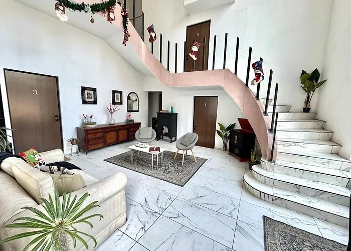 Apartment Large, Bright 1 *